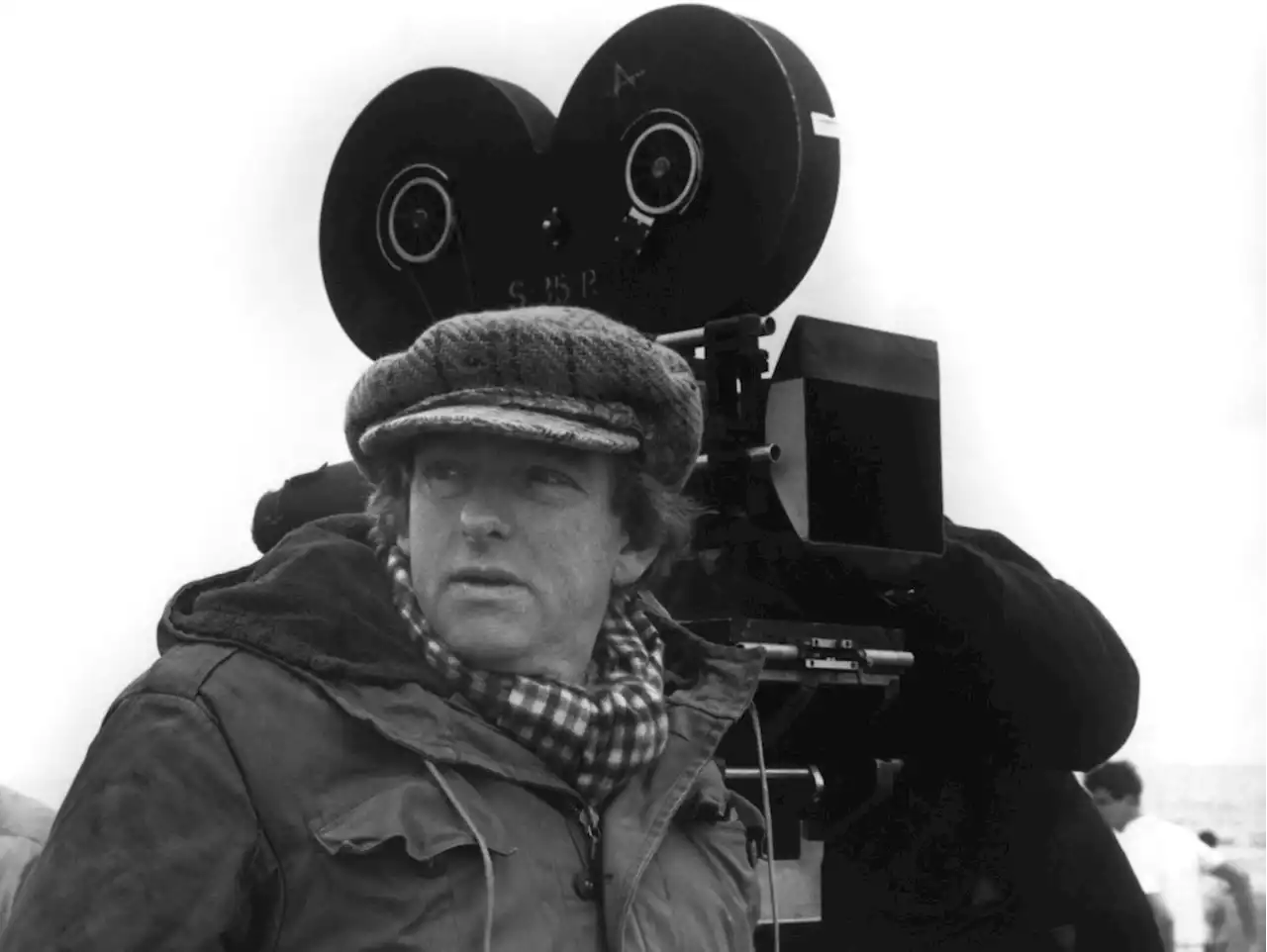 Hugh Hudson Dies: Oscar-Nominated ‘Chariots Of Fire’ Director Was 86