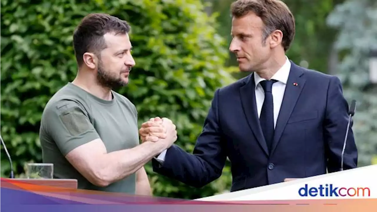 Macron: Mustahil Kirim Jet Tempur ke Ukraina dalam Minggu-minggu Ini