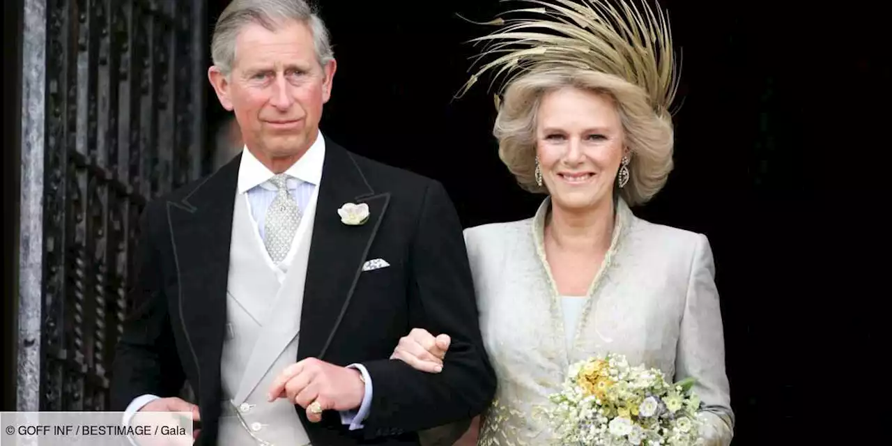 FASHION STORY – Les deux robes de mariée portées par Camilla pour son mariage avec Charles III - Gala