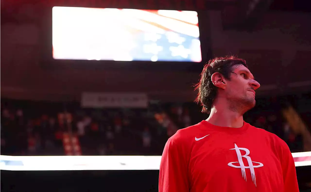 Rockets to re-sign center Boban Marjanovic