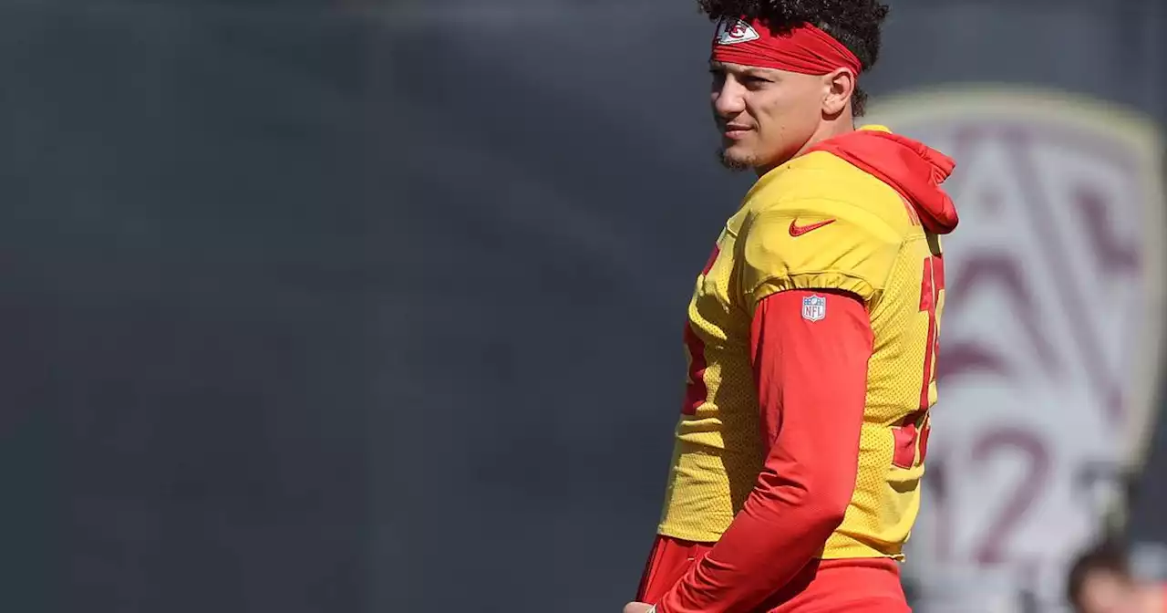 Patrick Mahomes v Jalen Hurts: America’s fear of a black quarterback begins to fade