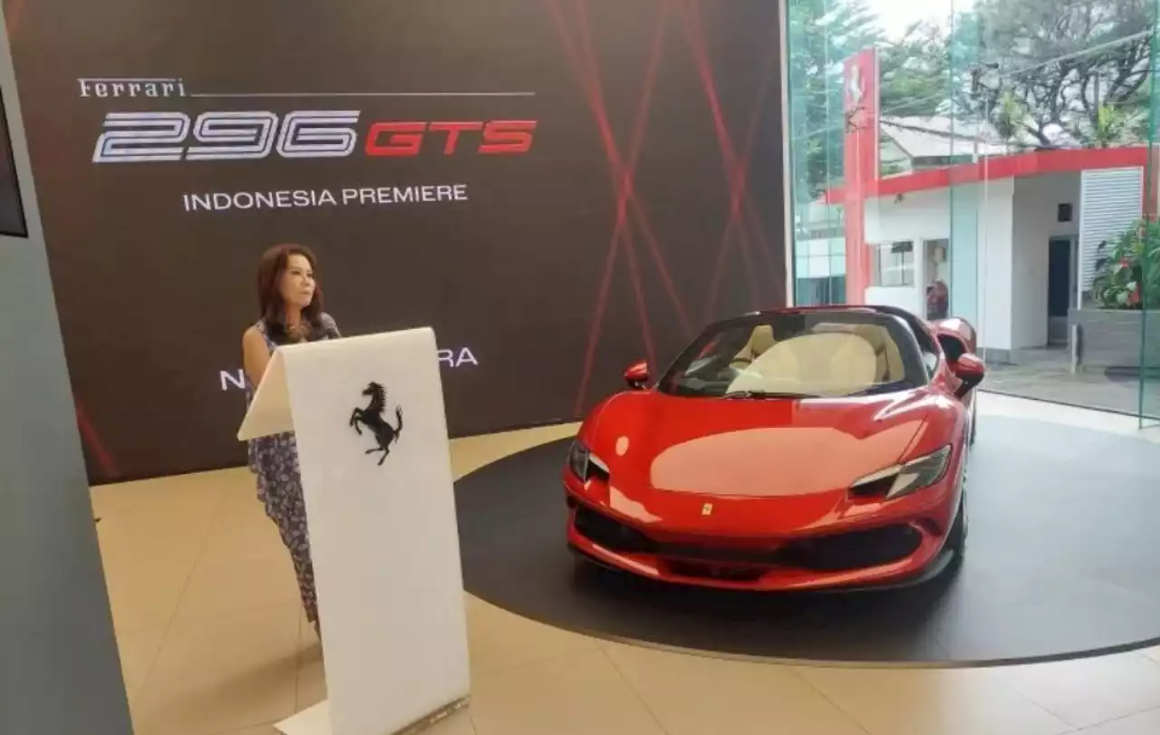 Ferrari 296 GTS, Supercar Bertenaga Hybrid, Buas!