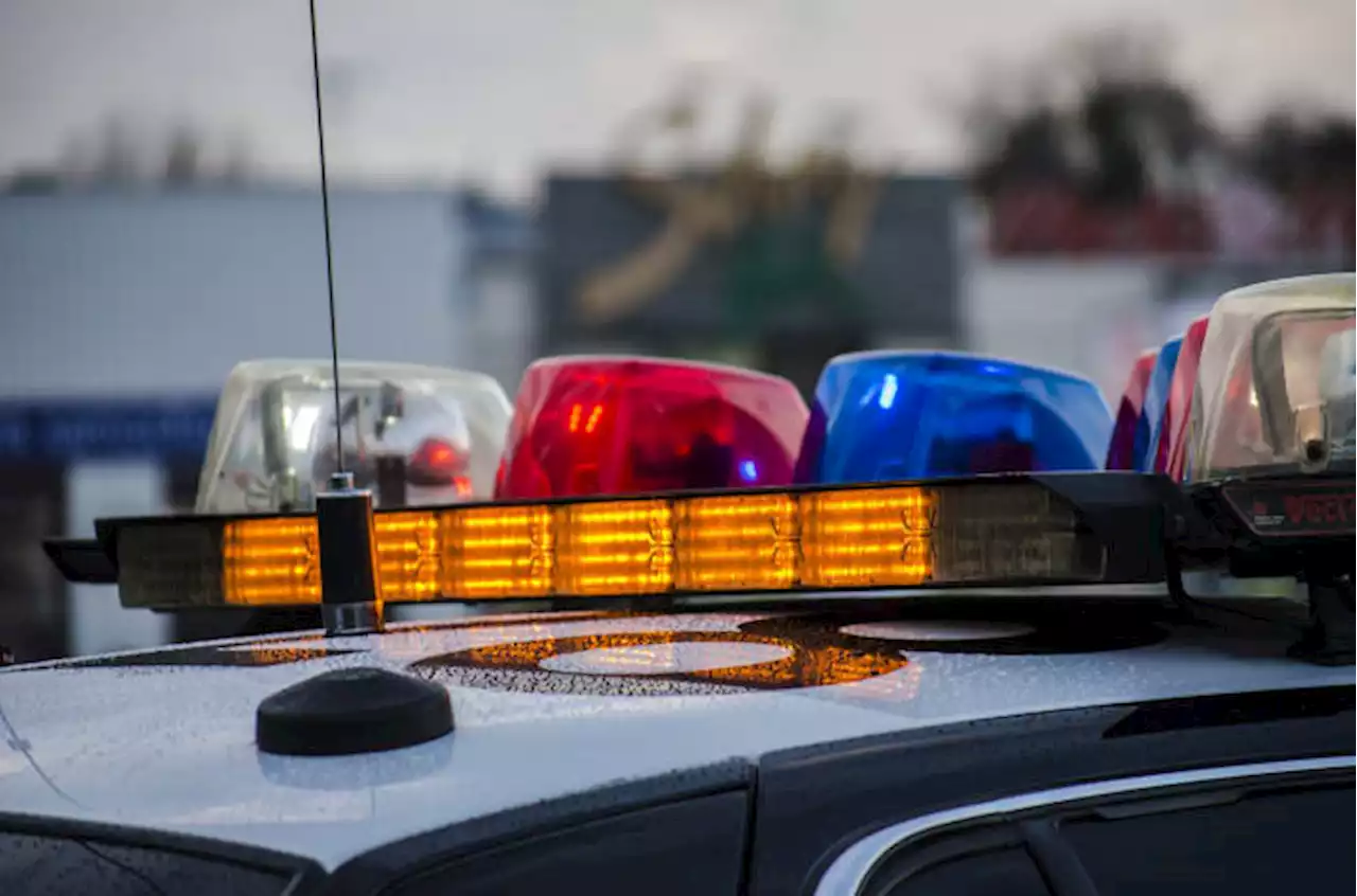 Driver arrested after crashing through fence at Texas Capitol