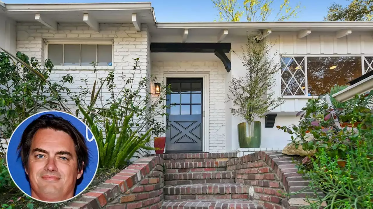 Maroon 5 bass player Sam Farrar lists Sherman Oaks home for $2 million