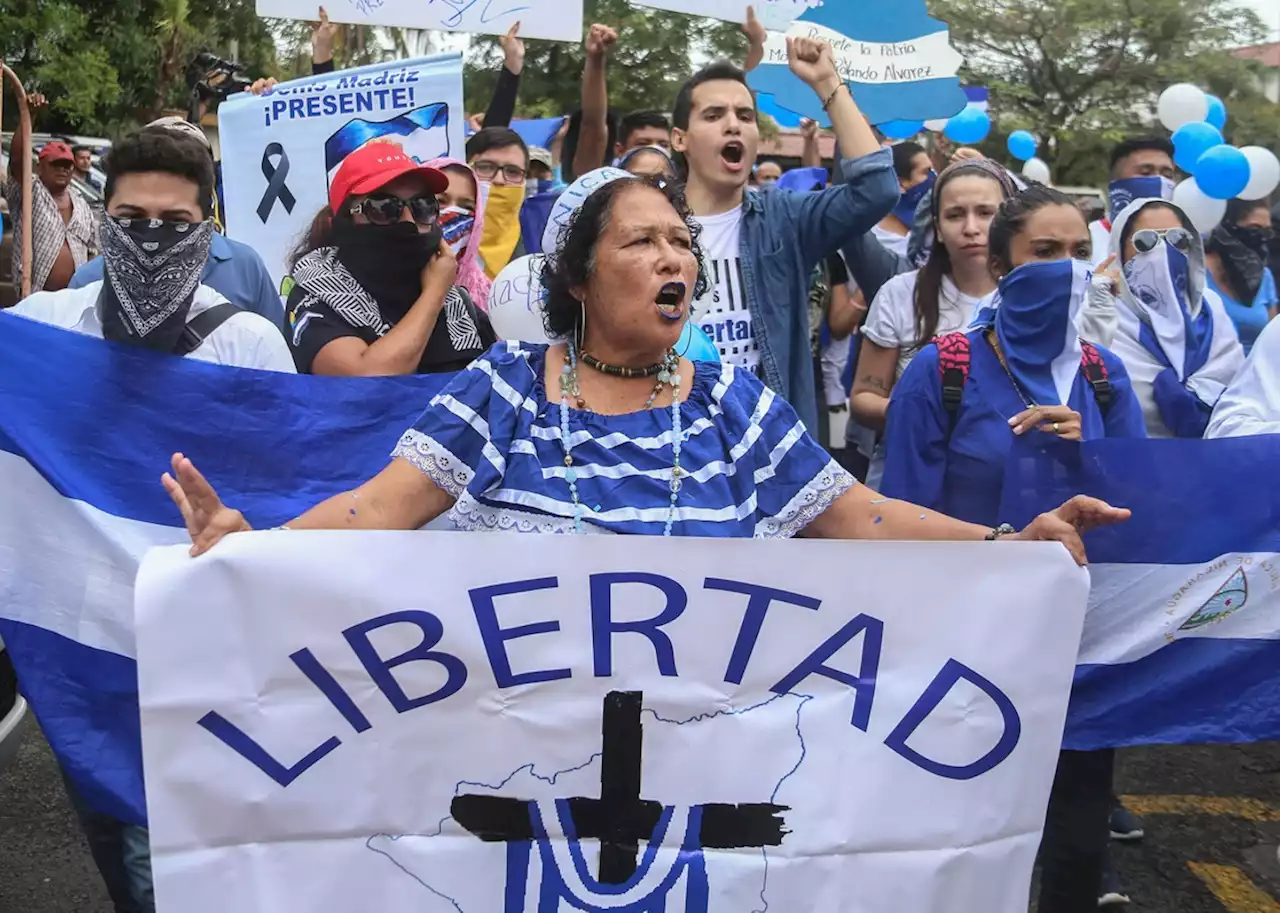 La Jornada: Desterrados pero libres