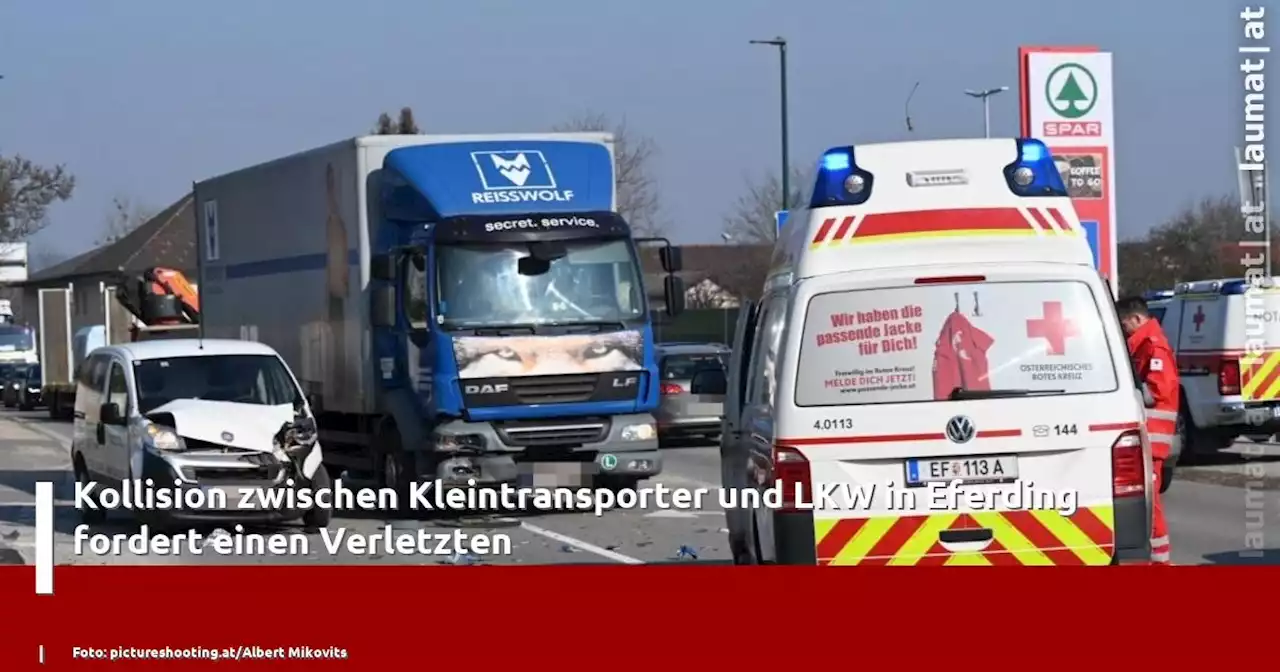 Kollision zwischen Kleintransporter und LKW in Eferding fordert einen Verletzten | laumat|at