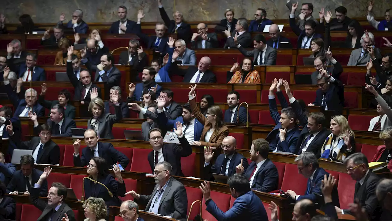 Après 4 jours de débats, l’Assemblée adopte enfin un article de la réforme des retraites