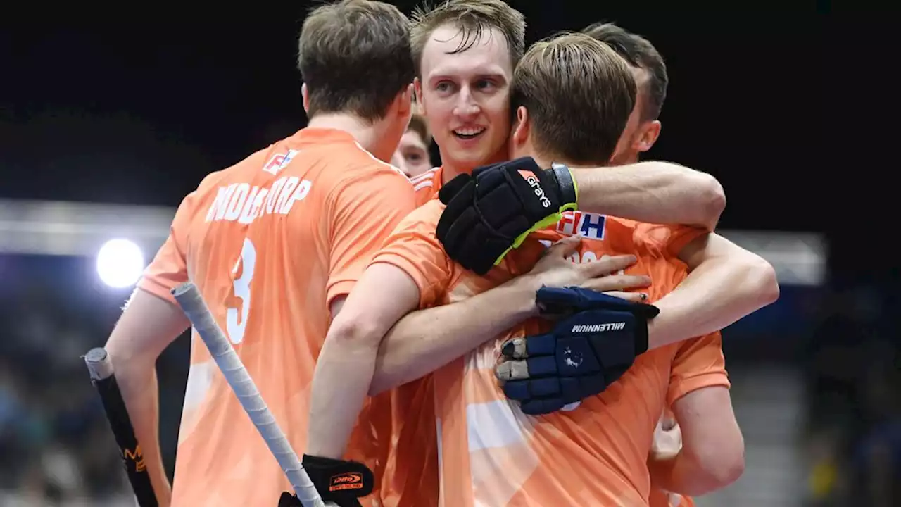 Nederlandse zaalhockeymannen winnen van Zuid-Afrika en treffen VS in halve finales