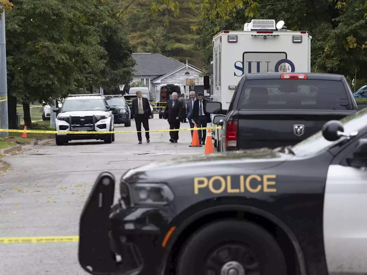 Officers fatally ambushed in Innisfil, Ont., shooting before gunman shot himself: SIU