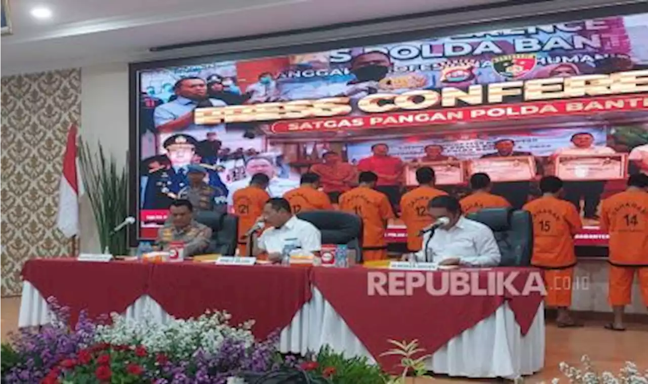 Terungkap Modus Mafia Beras: Beli Murah, Ganti Kemasan, dan Dijual Mahal |Republika Online