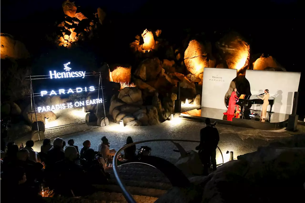 Watch: Alicia Keys Plays Intimate Concert in the Desert to Launch Partnership With Hennessy Paradis