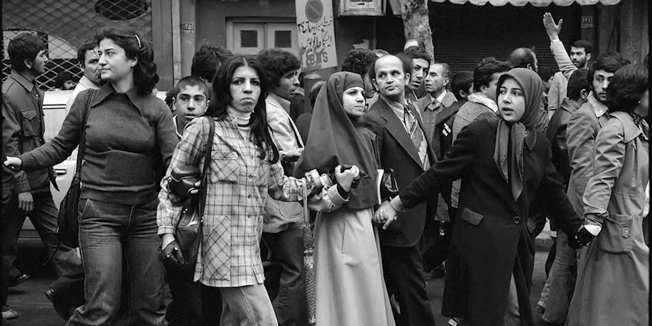 Au­to­r:in­nen über Protest im Iran: Feminismus und Revolution