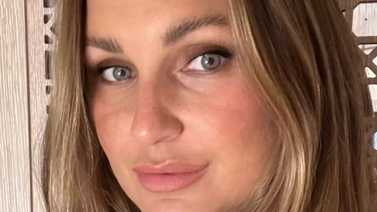 Towie's Samantha Faiers stuns fans with major makeover as she goes brunette