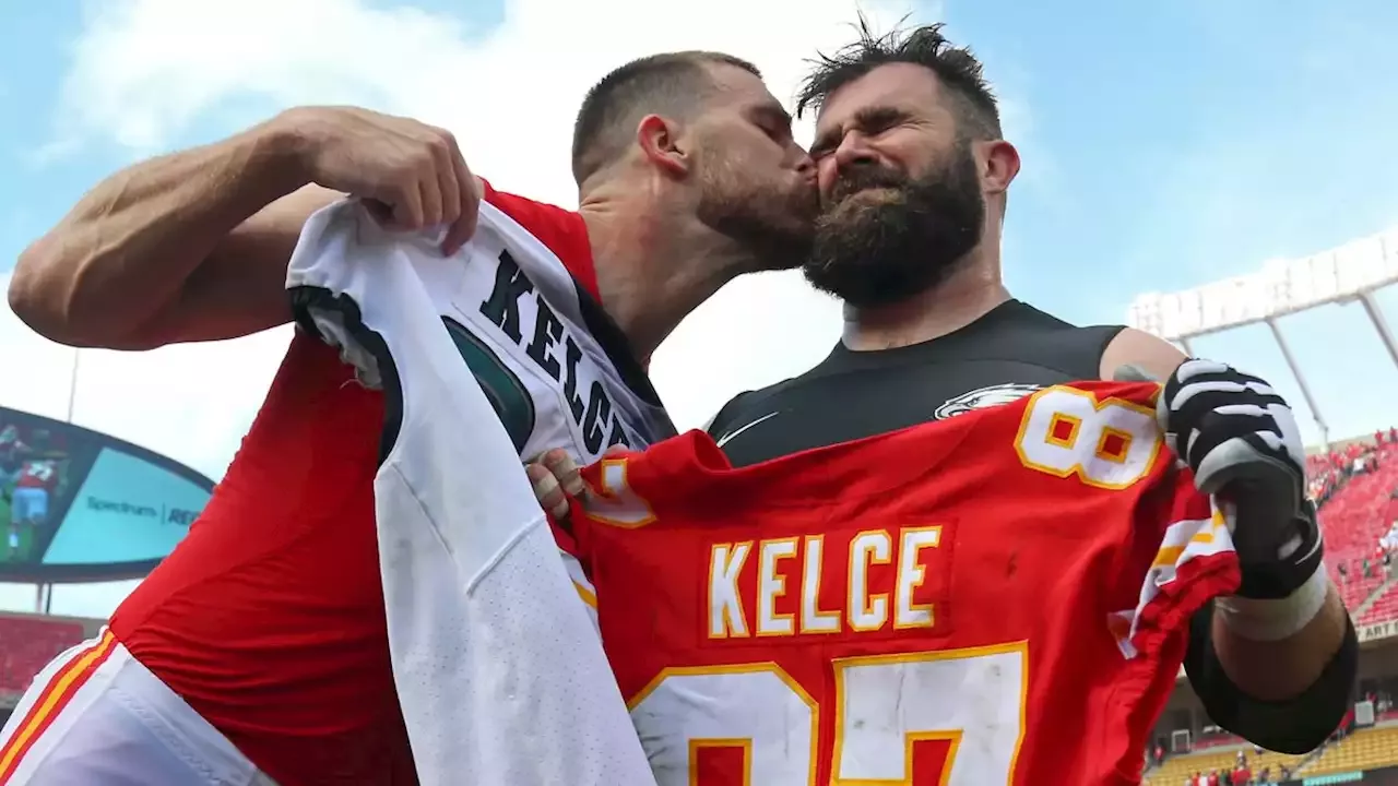 Travis Kelce gives brother Jason stern message ahead of Super Bowl: 'Don't  f---ing look at me'