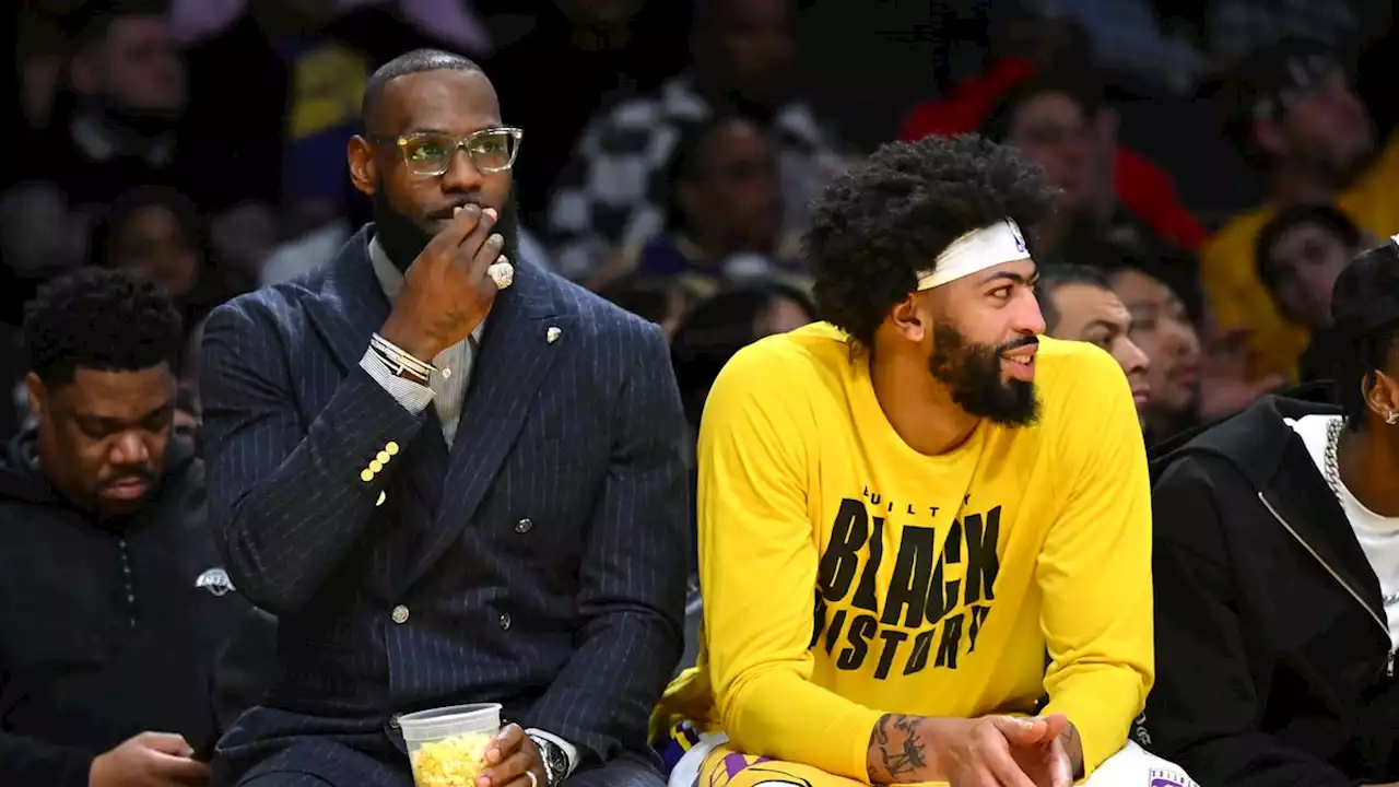 Lakers' Anthony Davis explains his viral reaction to LeBron James setting NBA scoring record