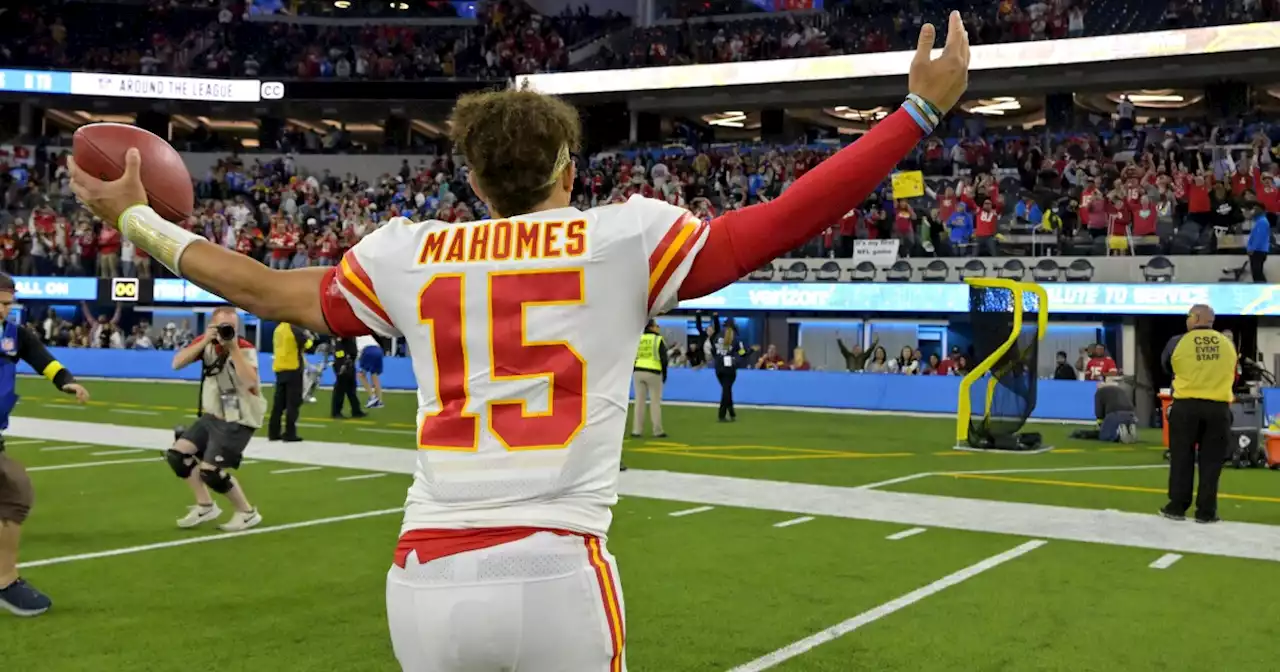 MVPat: Chiefs QB Patrick Mahomes joins elite company with 2nd MVP