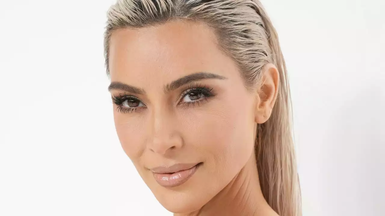 Kim Kardashian and Her New Face-Framing Bangs Are Partying Like It's 2006