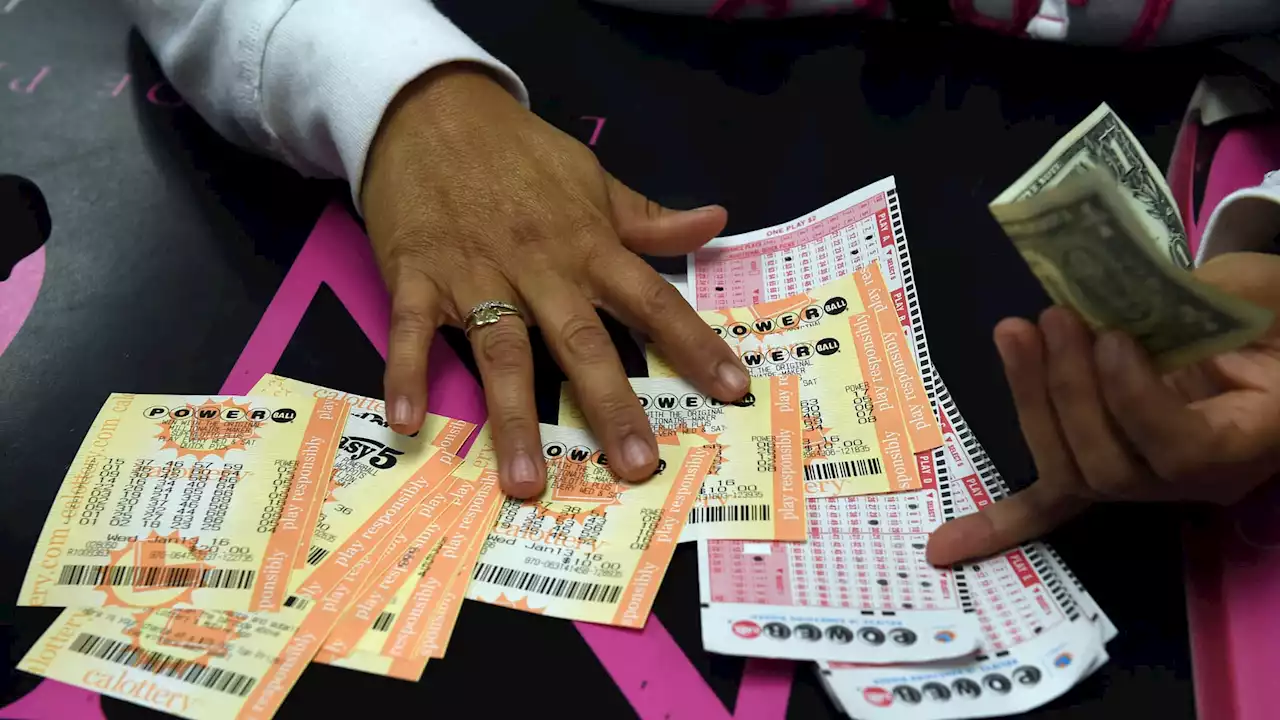 Loto: il gagne 150.000 dollars et donne tout à une œuvre de charité