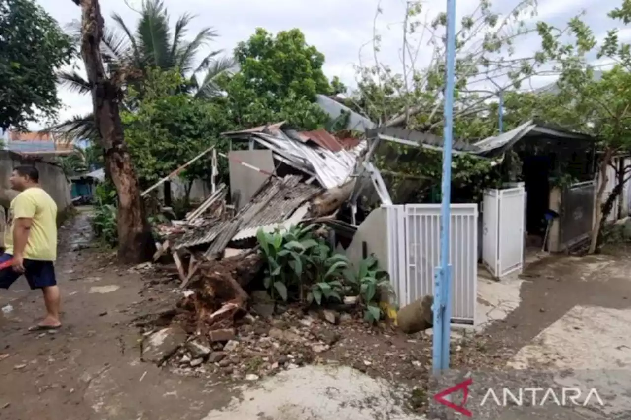 Ini Daftar Lokasi Puluhan Rumah di Bekasi yang Rusak Diterjang Angin Kencang