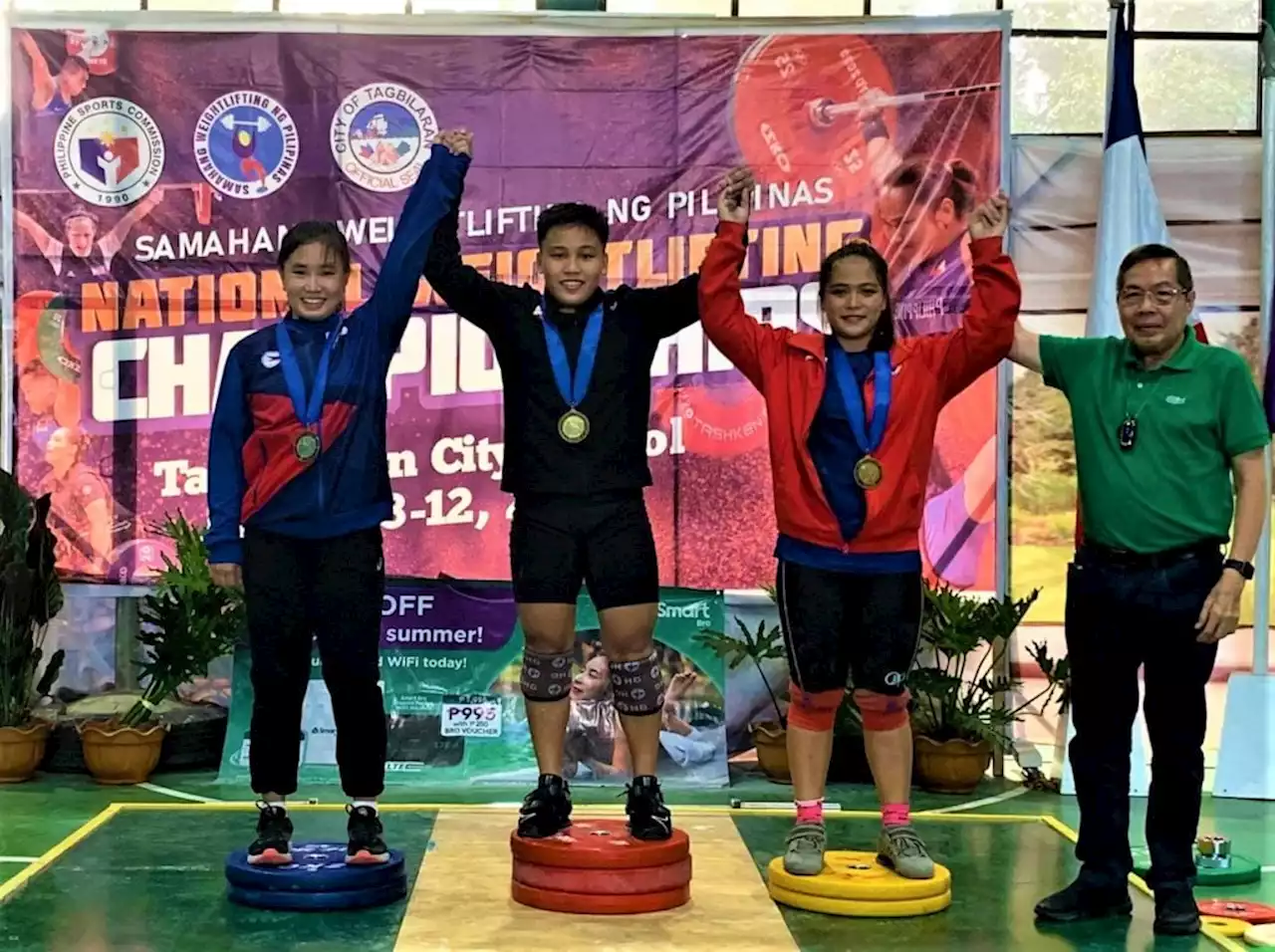 Ando rules women’s 59 kg category; sets 125 kg PH record in clean and jerk