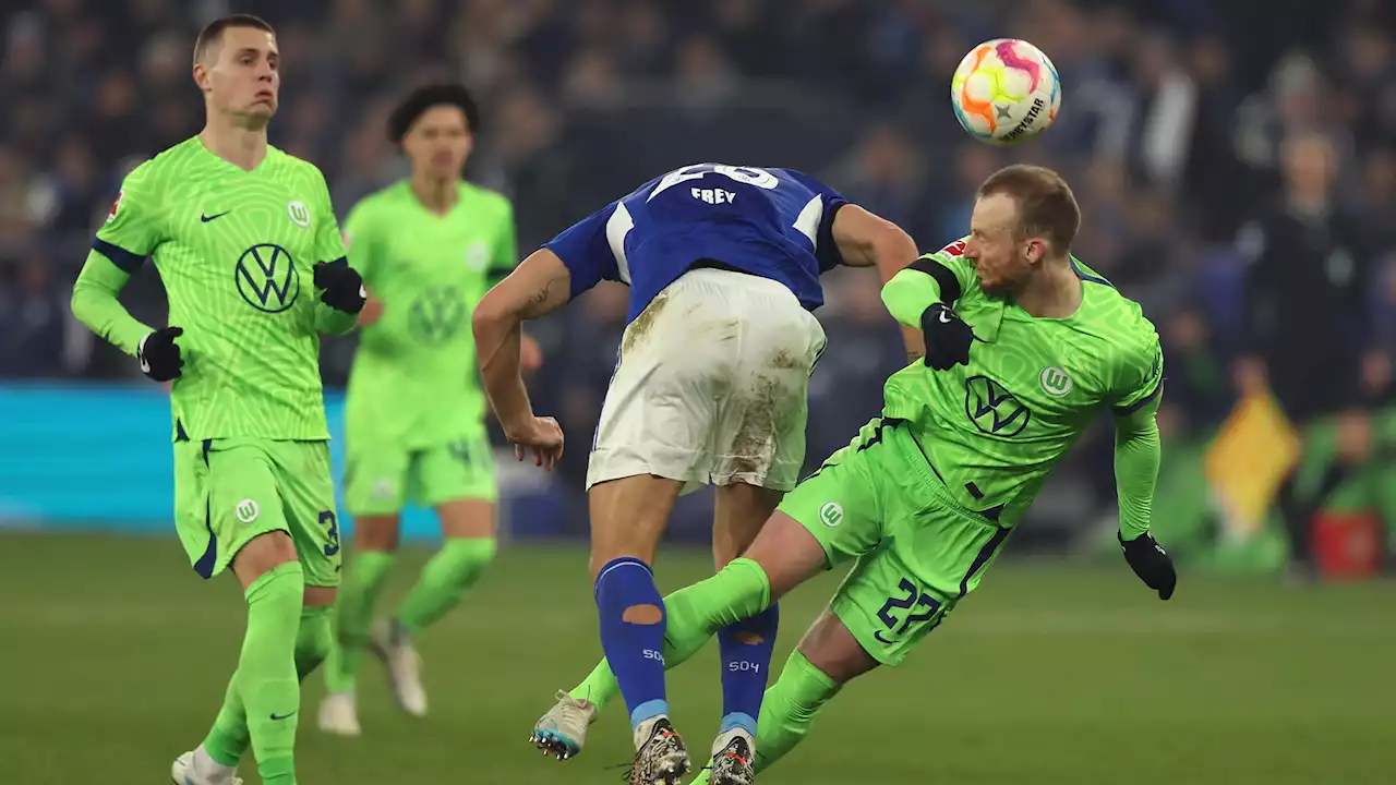 Schalke 04 spielt auch gegen den VfL Wolfsburg nur 0:0 - Maximilian Arnold verschießt Elfmeter