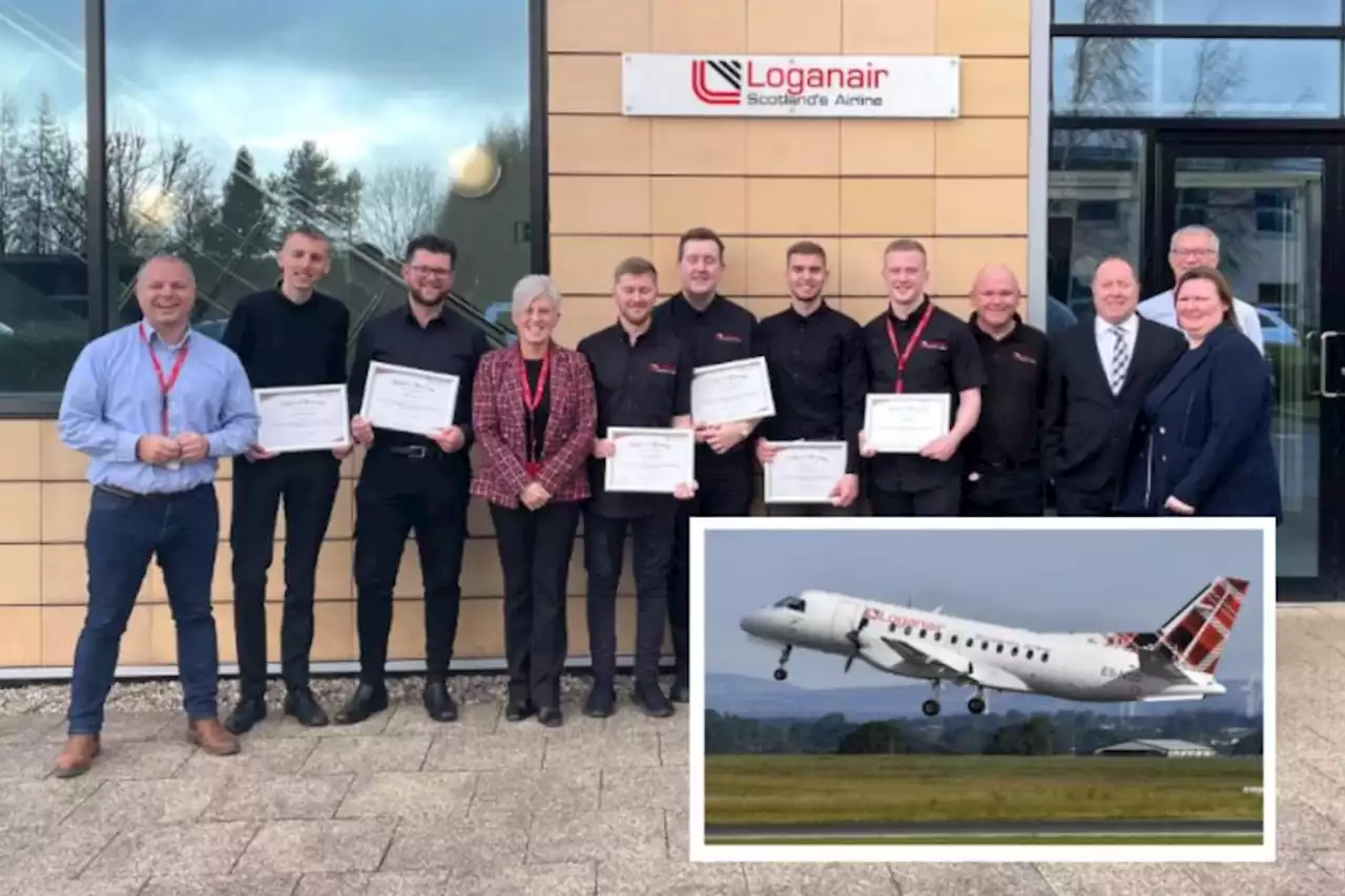 Glasgow graduate 'first' in Scotland to complete new Loganair programme