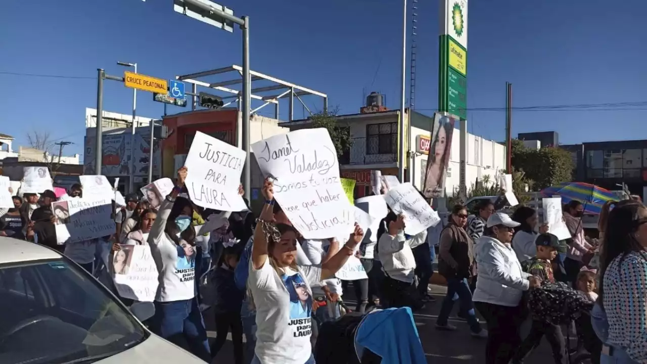 Familiares de víctimas de meningitis marcharon para exigir justicia en Durango: “Ellas no murieron, las mataron”