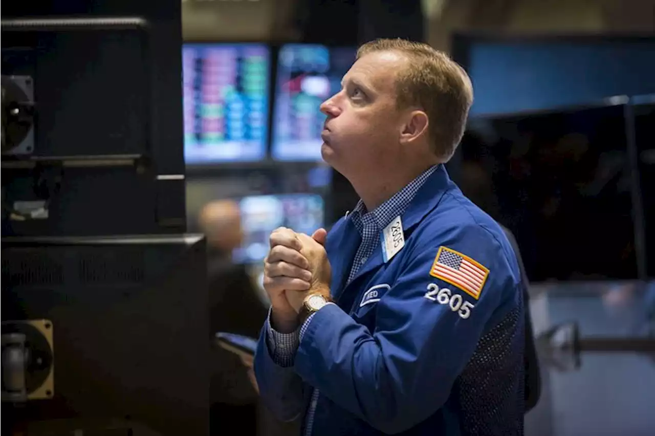 Stock market today: Dow rises, but ends week in red as rotation to growth cools By Investing.com