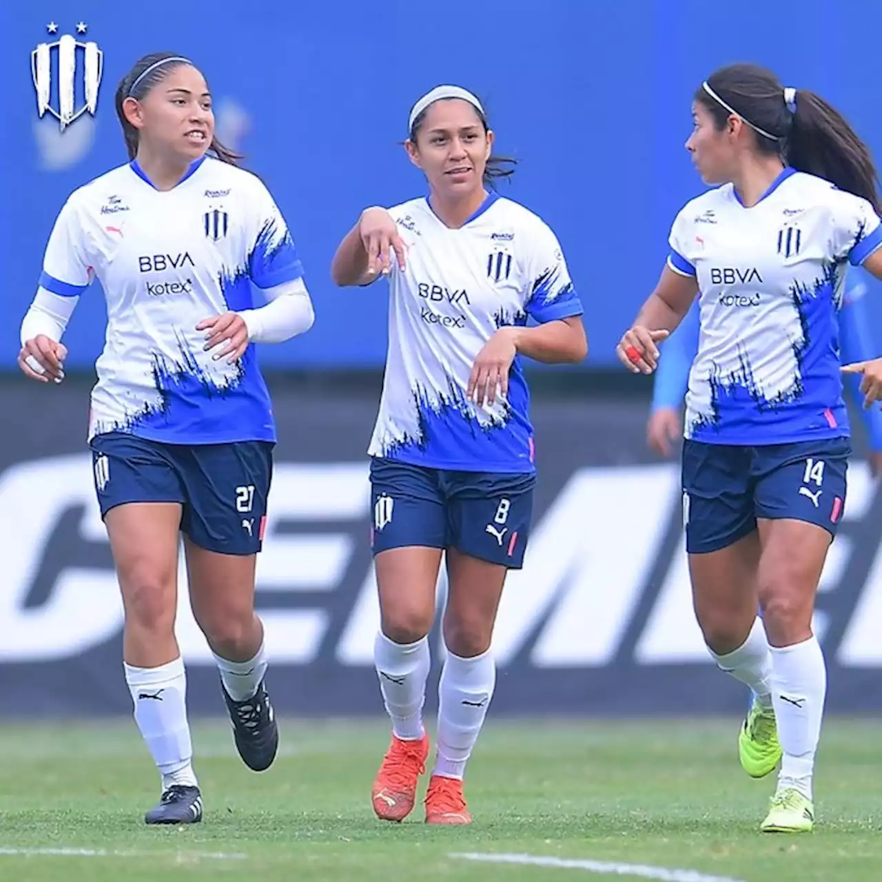 Rayadas golea a Cruz Azul y les arrebata el invicto