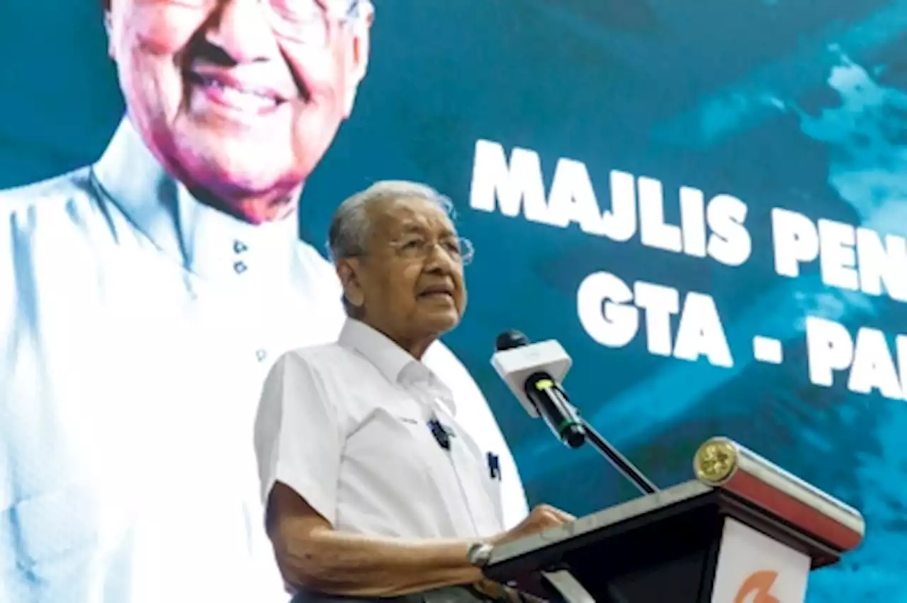 Dr Mahathir to discuss with Muafakat Nasional president Annuar on Malay NGOs’ direction