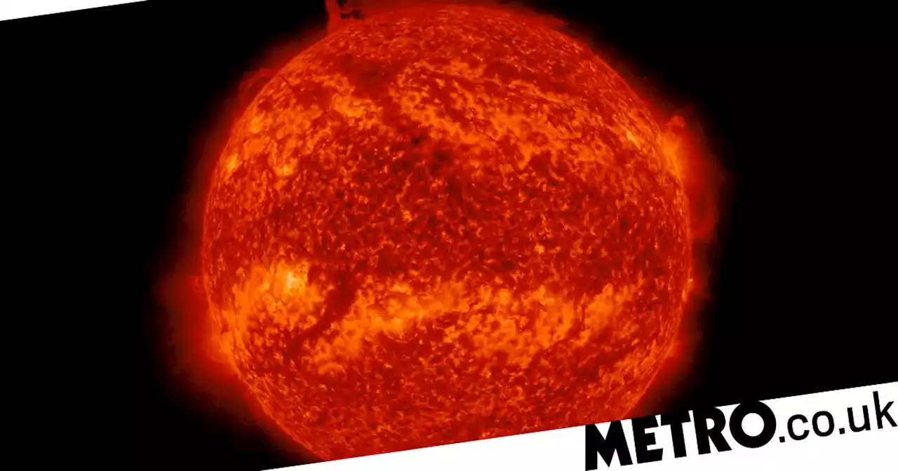 Part of the Sun broke off and scientists have never seen anything like it