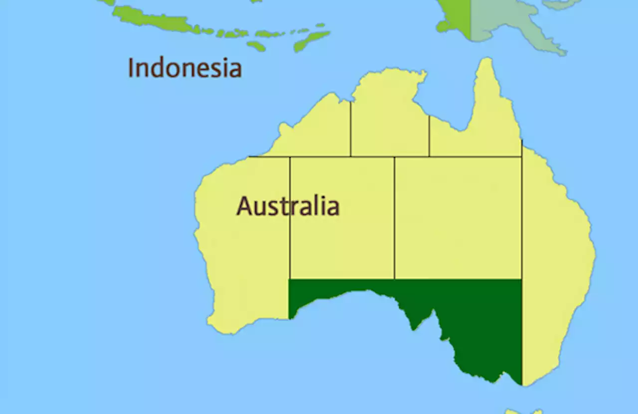 Cyclone races towards Australia's remote Norfolk Island