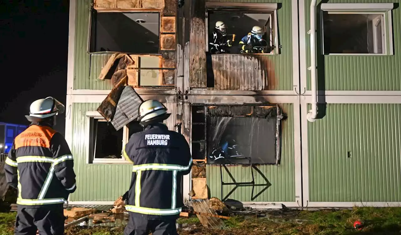 Brandstiftung in Hamburger Unterkunft? Zwei Feuer in einer Nacht