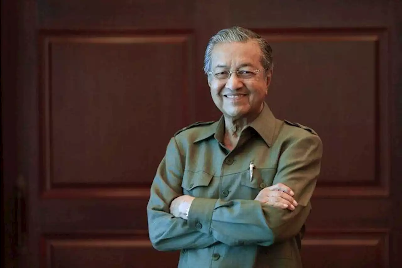 Dr Mahathir to discuss Malay NGO's direction with Annuar Musa