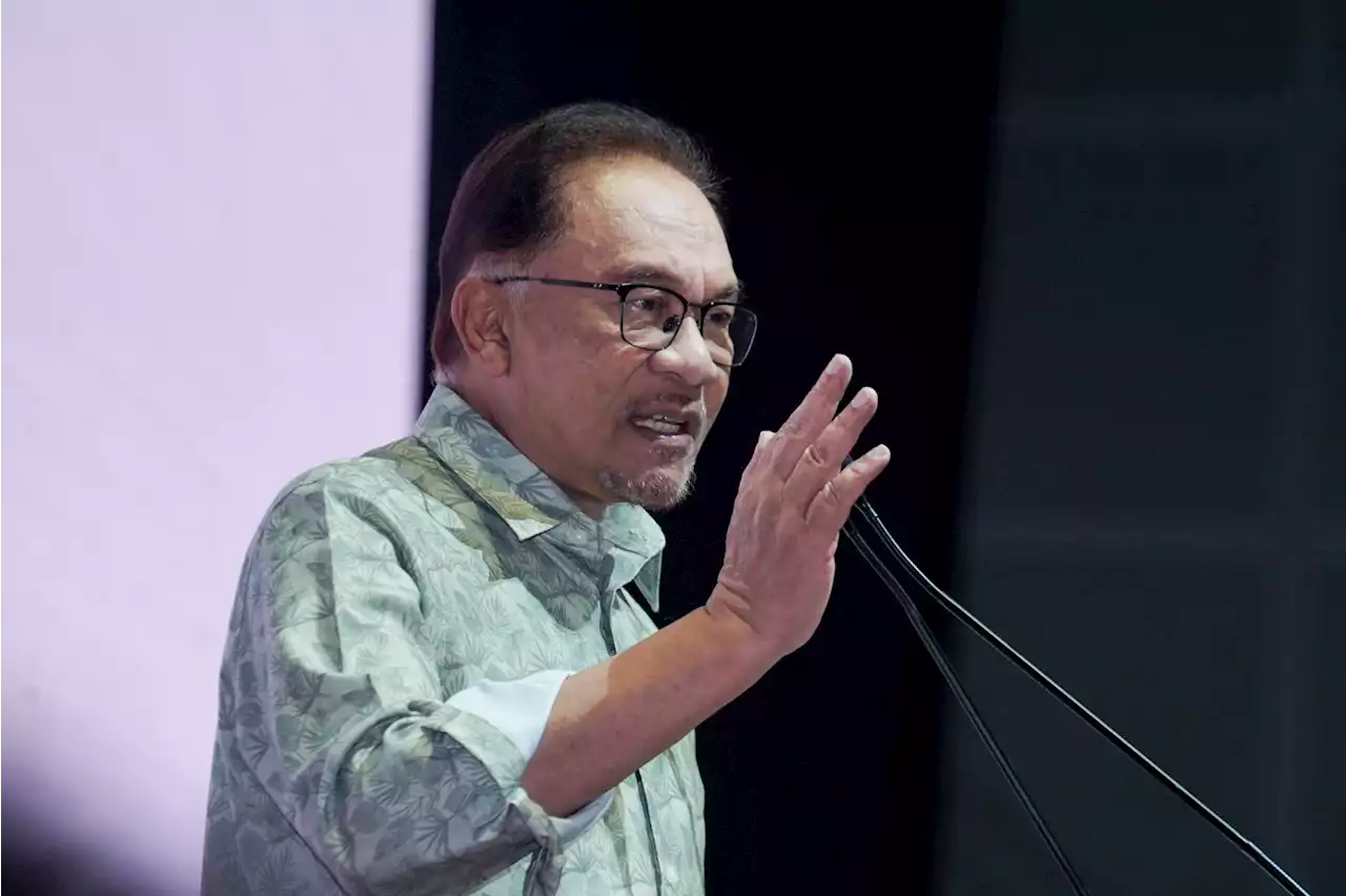 KKM beri maklumat perolehan vaksin Covid-19 dibuat tanpa persetujuan AGC - Anwar