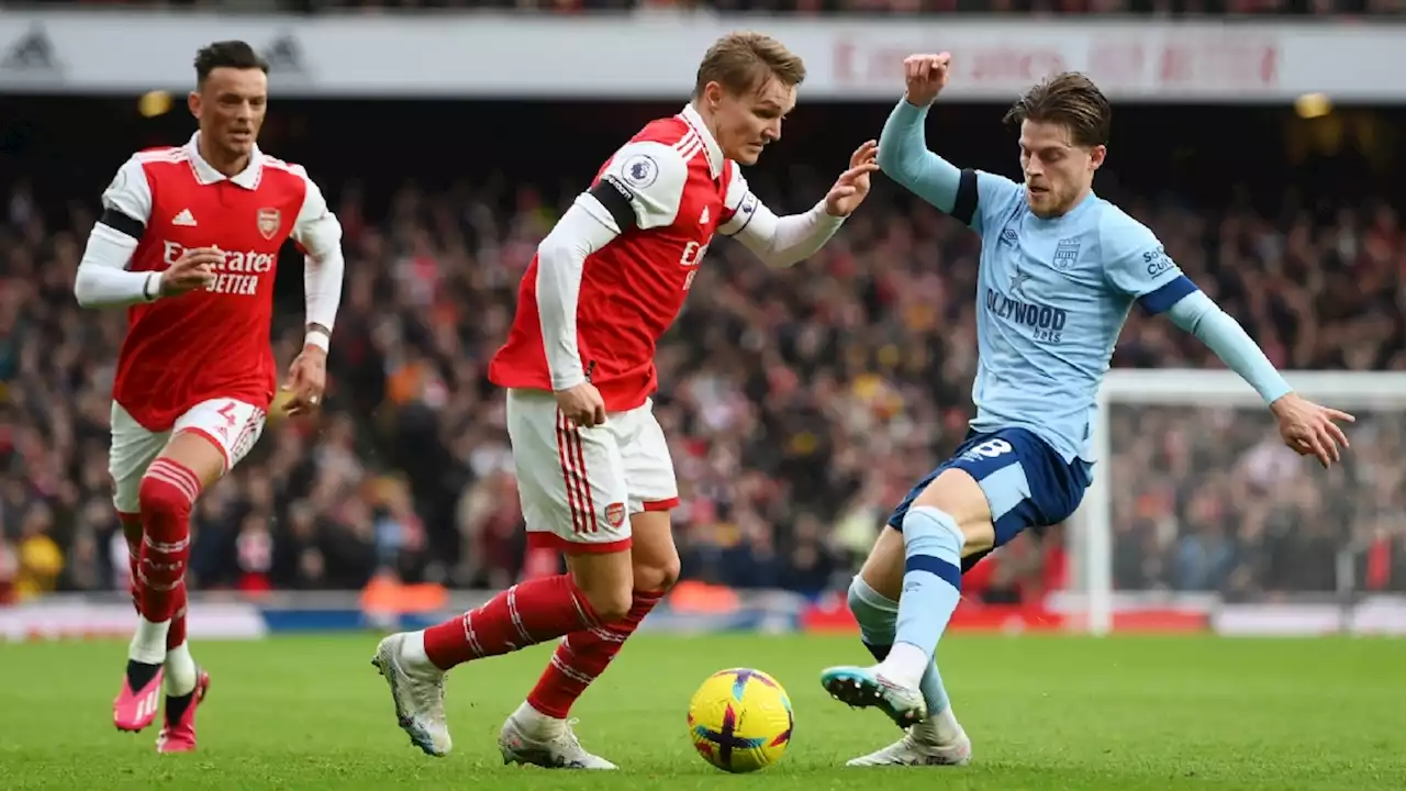 Arsenal is geen schim van zichzelf en laat na afstand te nemen van Man City