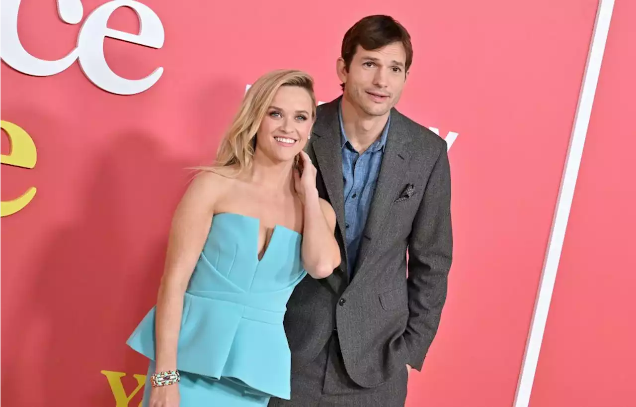 Ashton Kutcher explique pourquoi il était distant avec Reese Witherspoon