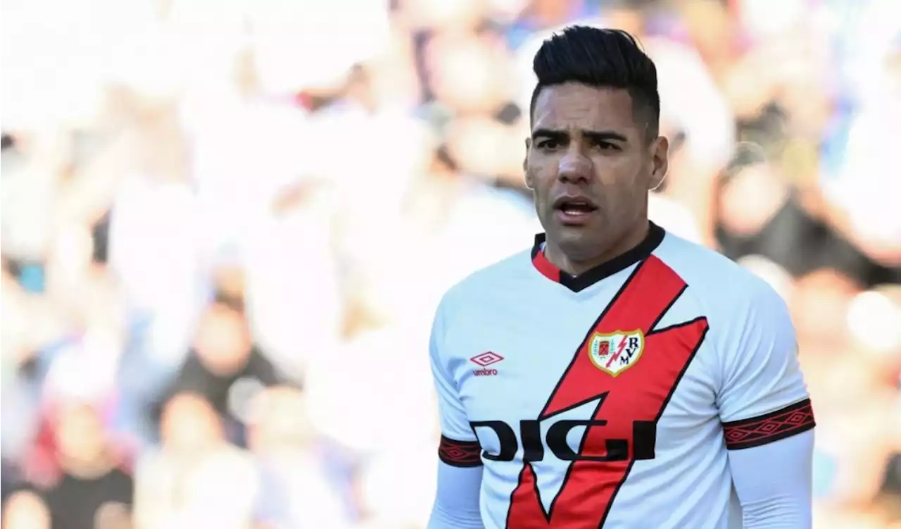 Falcao volvió a ser suplente con un Rayo Vallecano que dejó escapar la victoria en España