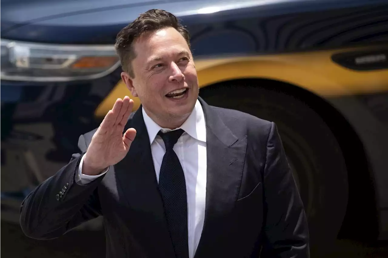 Kala Elon Musk Disuruh Pilih antara Rusia atau Ukraina