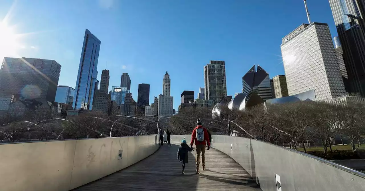 Super Bowl Sunday forecast for Chicago: ‘Early taste of spring’