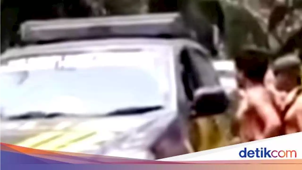 Fakta-fakta Iring-iringan Polisi di Kalteng Diadang 5 Pria Bersenjata Mandau