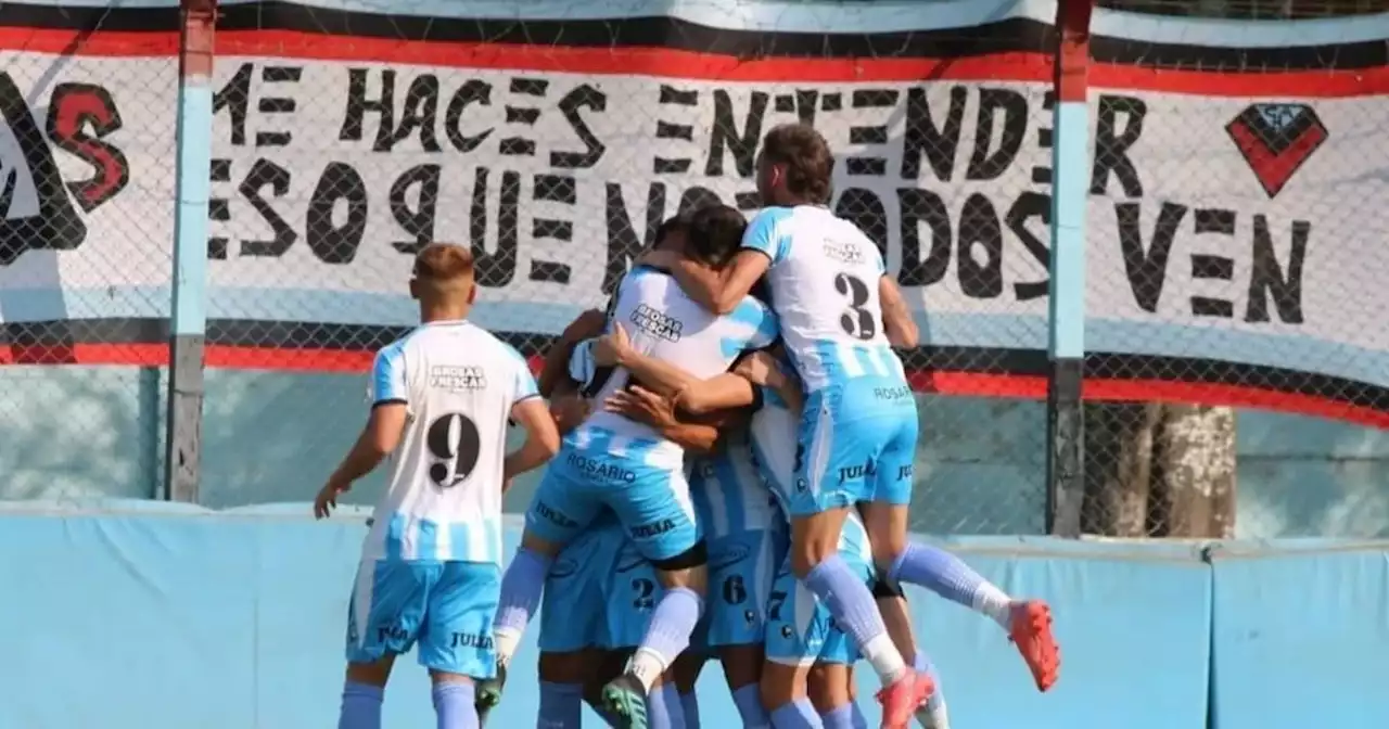 Racing de Córdoba hizo su estreno en el Nacional con un triunfazo