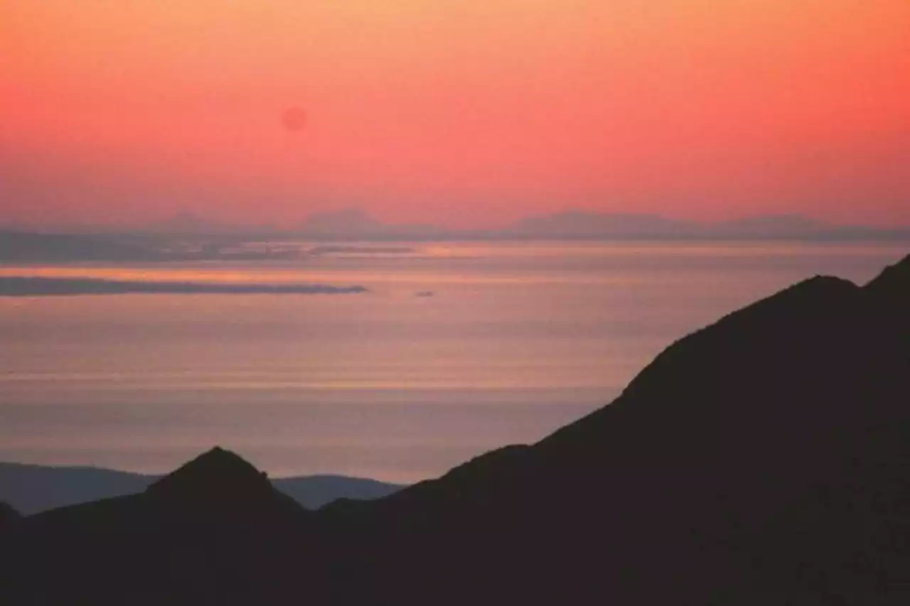 PHOTOS. Il photographie les Alpes depuis les Pyrénées, l'incroyable record du monde raconté par son auteur