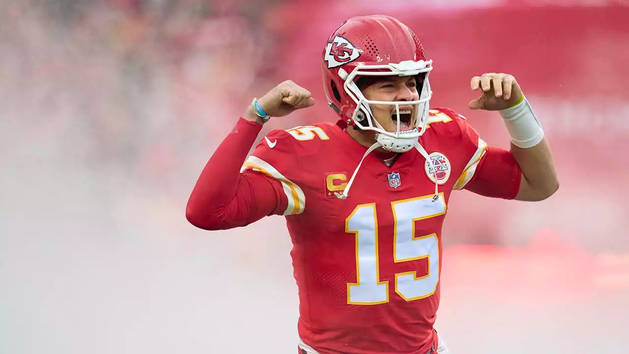 Chiefs’ Patrick Mahomes ‘transcending the game;’ Andy Reid the ‘quarterback whisperer,’ NFL expert says