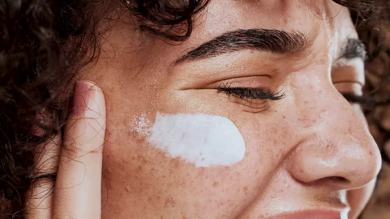 ‘Retinol sandwiching’ is the viral TikTok skincare technique that claims to stop pesky redness and irritation, but does it work?