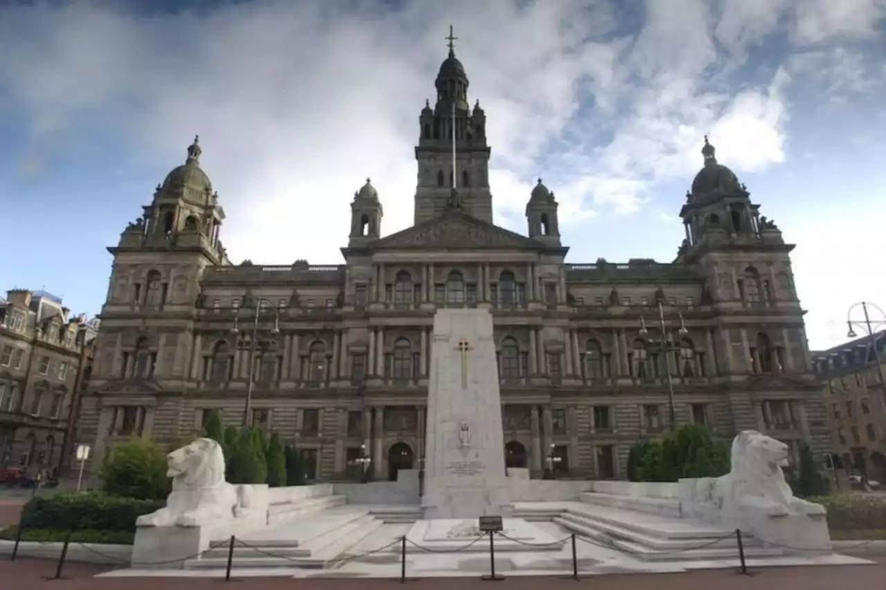 Glasgow City Council called to deal with over 1500 bad smell complaints