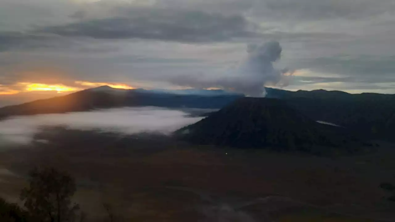 Status Gunung Bromo Waspada