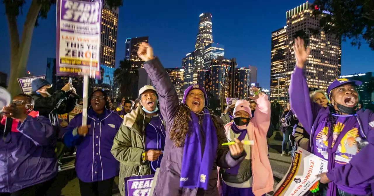 LAUSD bus drivers, food workers, teacher aides give union OK to call strike if talks fail