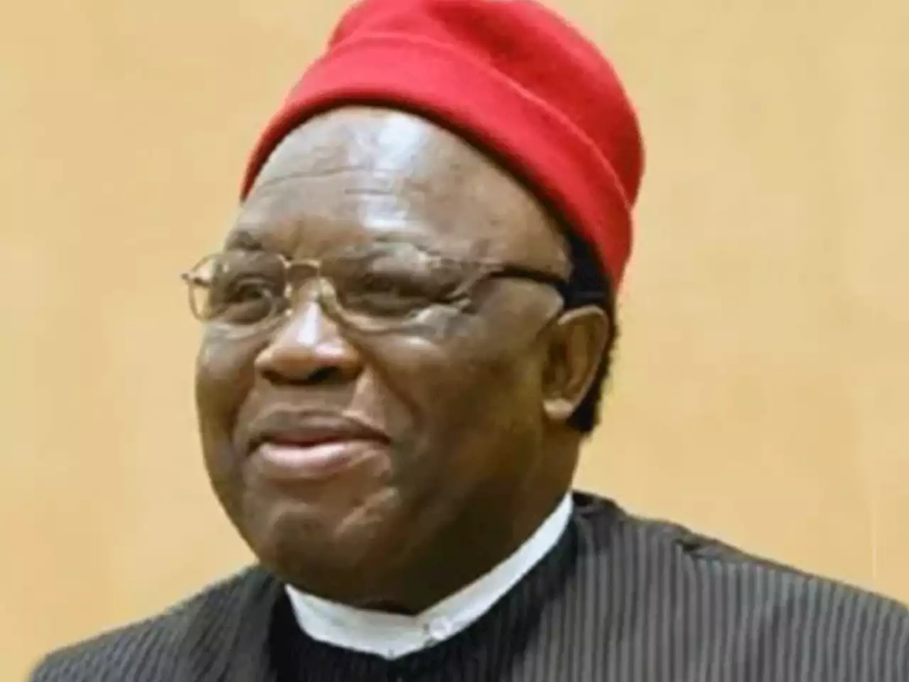 Ohanaeze Leader, Obiozor Laid To Rest Amid Eulogies