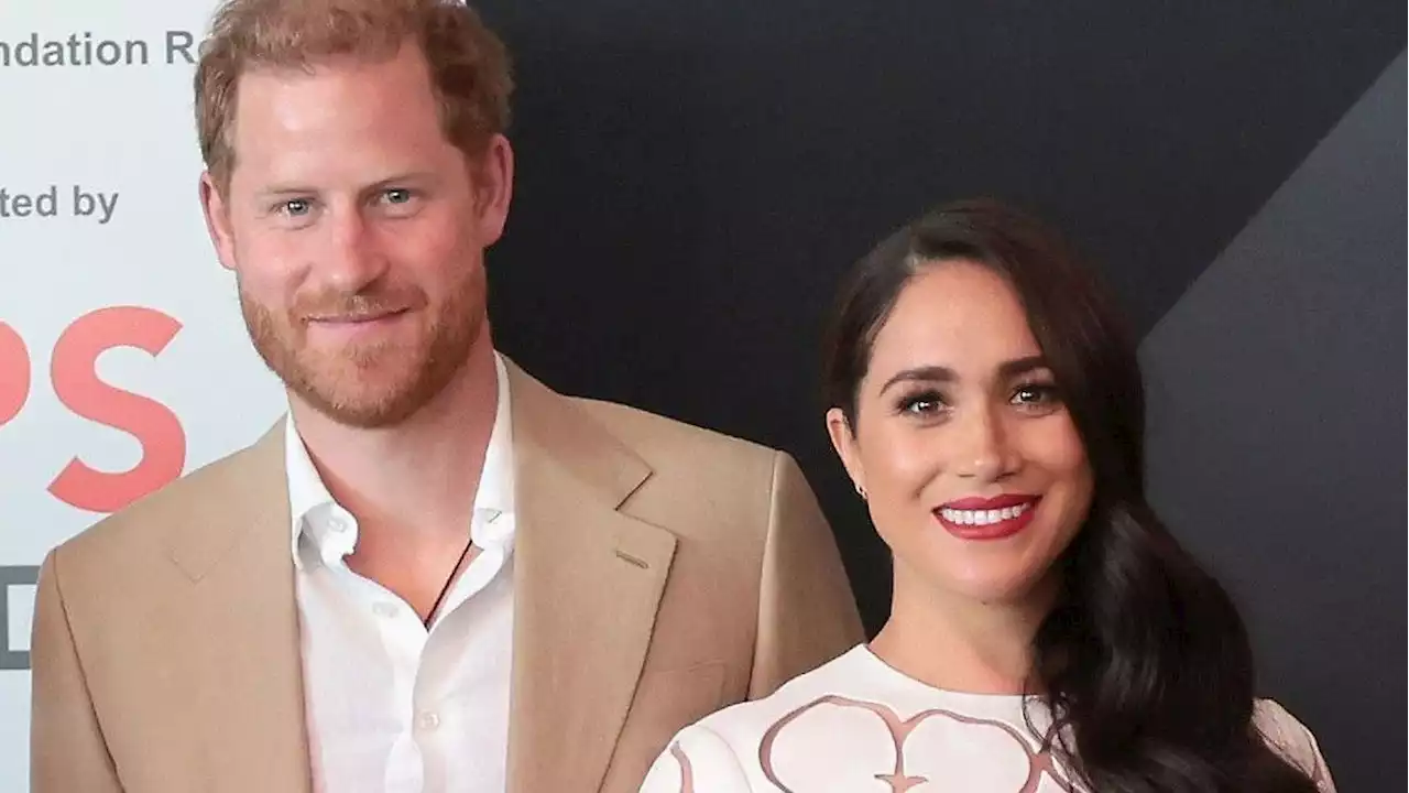 Prince Harry and Meghan Markle Want “A Capitulation and Apology by the Palace”